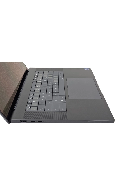 Dell Pro Max 16 Premium MA16250 Ultra 9 285H 32GB 1TB SSD 16